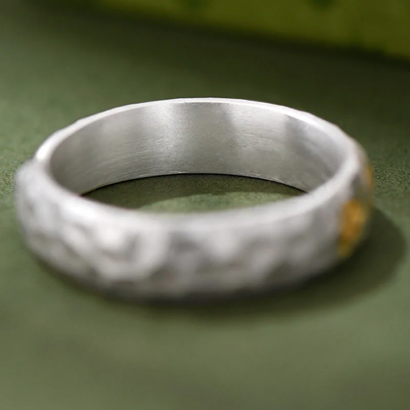 Anello della ricchezza in argento placcato rame con motivo a martello Buddha Stones Om Mani Padme Hum - Image 10