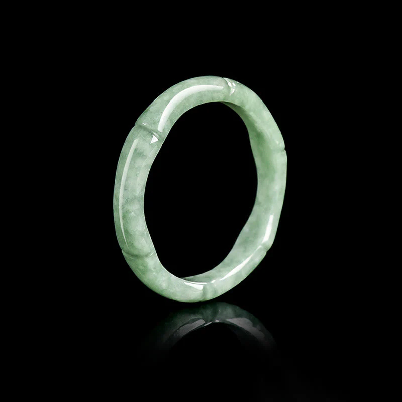 Anello di abbondanza in giada con design in bambù naturale Buddha Stones