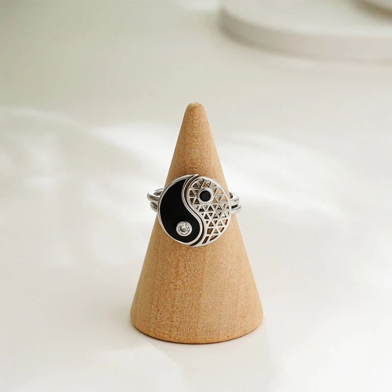 Anello di coppia in acciaio al titanio Buddha Stones Yin Yang con polsino in equilibrio - Image 5