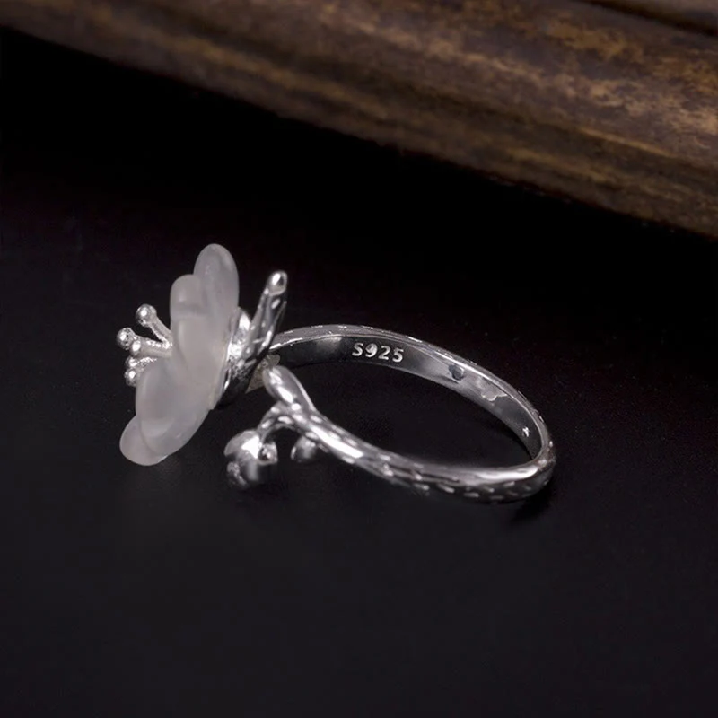 Anello di guarigione regolabile in argento sterling 925 con fiore di cristallo bianco naturale Buddha Stones - Image 9