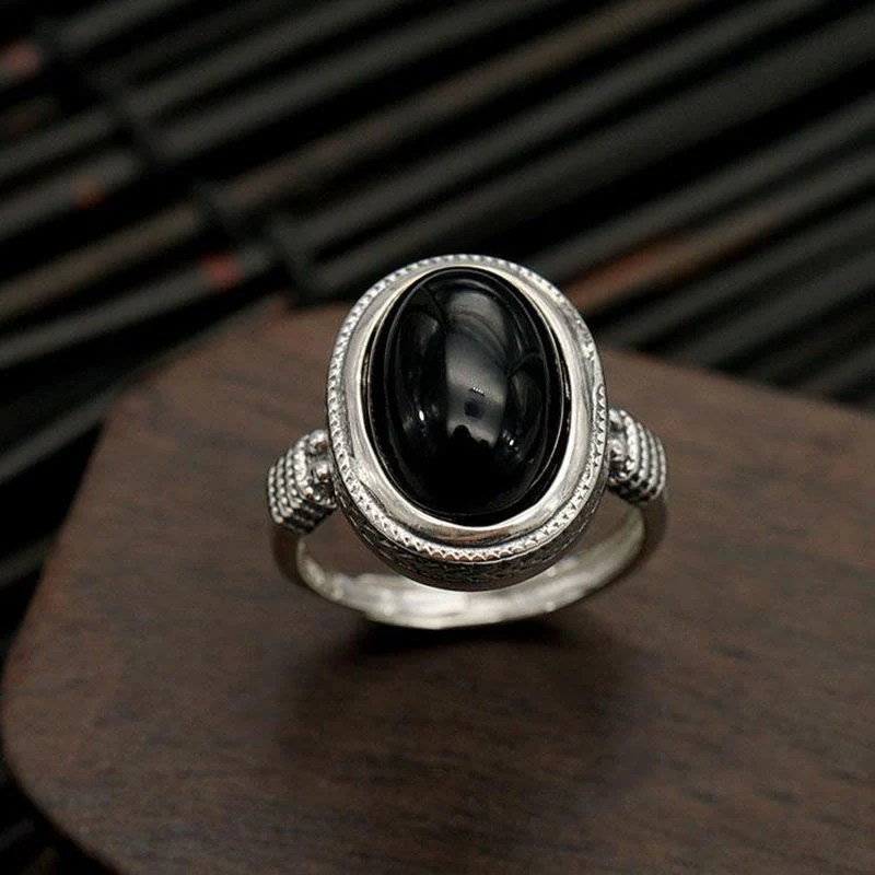Anello di protezione regolabile in onice nero naturale Buddha Stones - Image 2