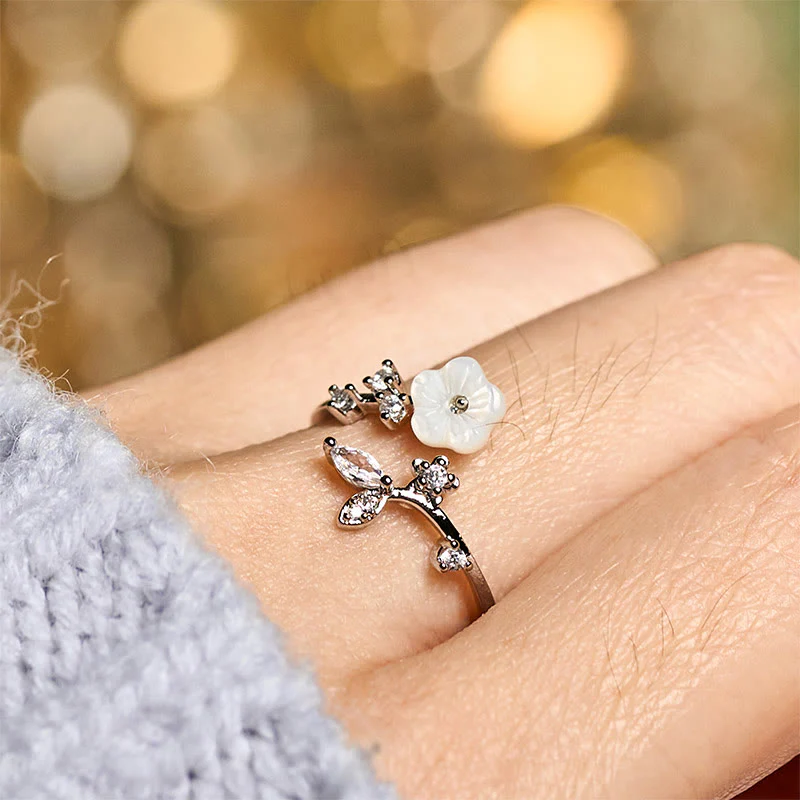 Anello di rame curativo regolabile con motivo a fiori bianchi Buddha Stones - Image 18