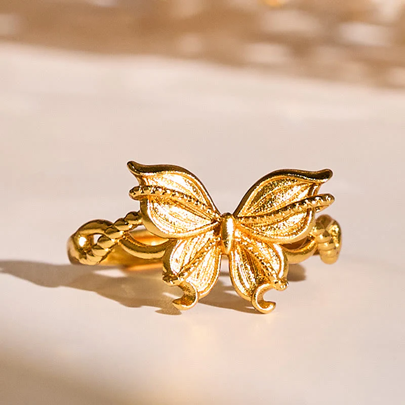 Anello regolabile con simbolo della farfalla in ottone placcato oro 24k Buddha Stones