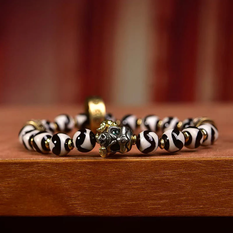 Bracciale benedizioni Om Mani Padme Hum con Buddha Stones vintage tibetane Dzi - Image 3