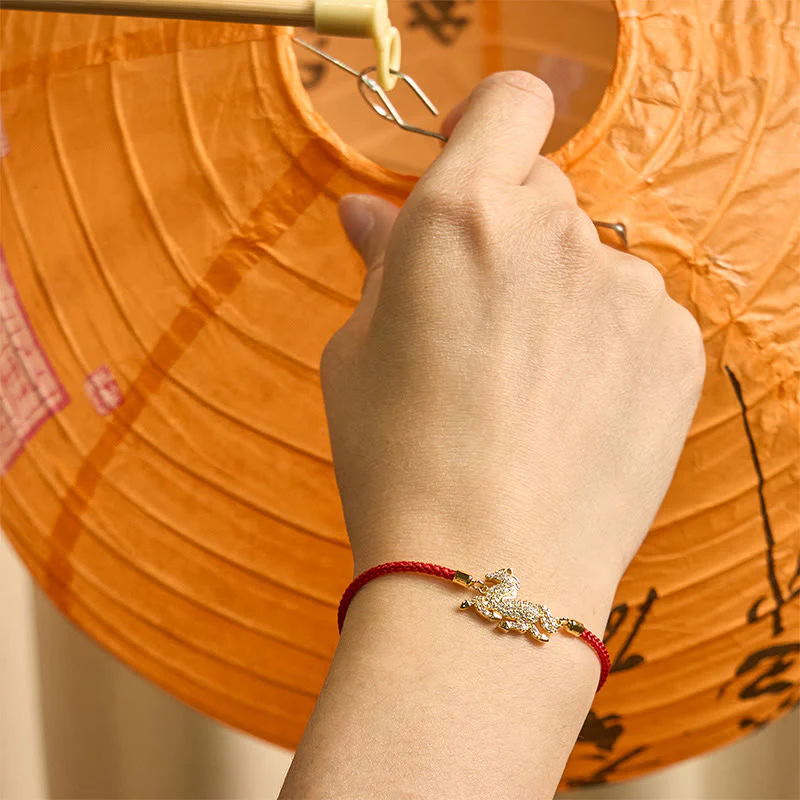 Bracciale Buddha Stones in argento sterling 925 placcato oro 18k con corda rossa, simbolo della forza dell'anno del cavallo - Image 3