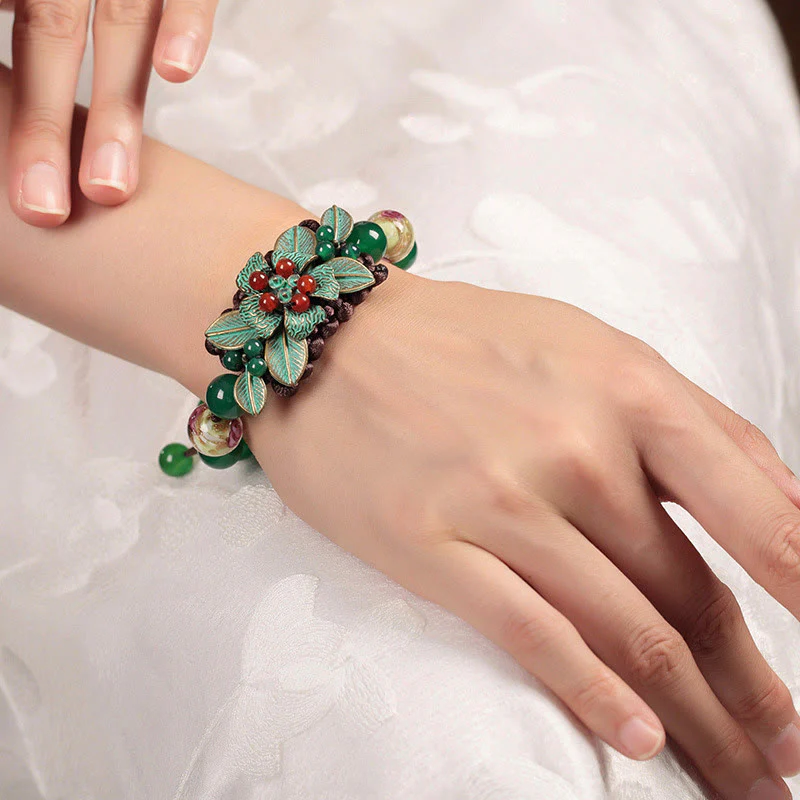 Bracciale con supporto a nodo intrecciato in perline di vetro agata verde Buddha Stones - Image 10