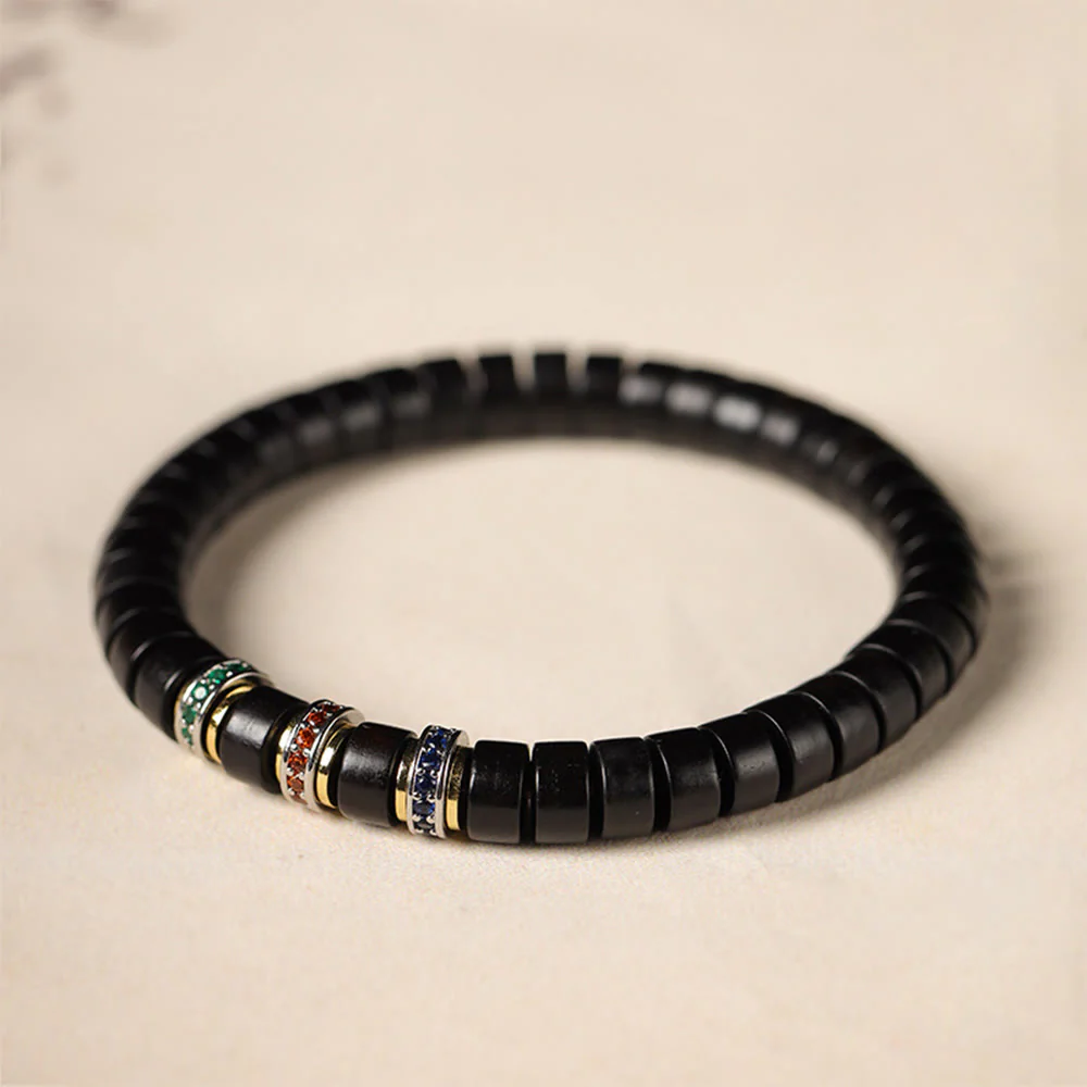 Bracciale della pace con zirconi, piccole foglie di sandalo rosso e Buddha Stones in legno di ebano