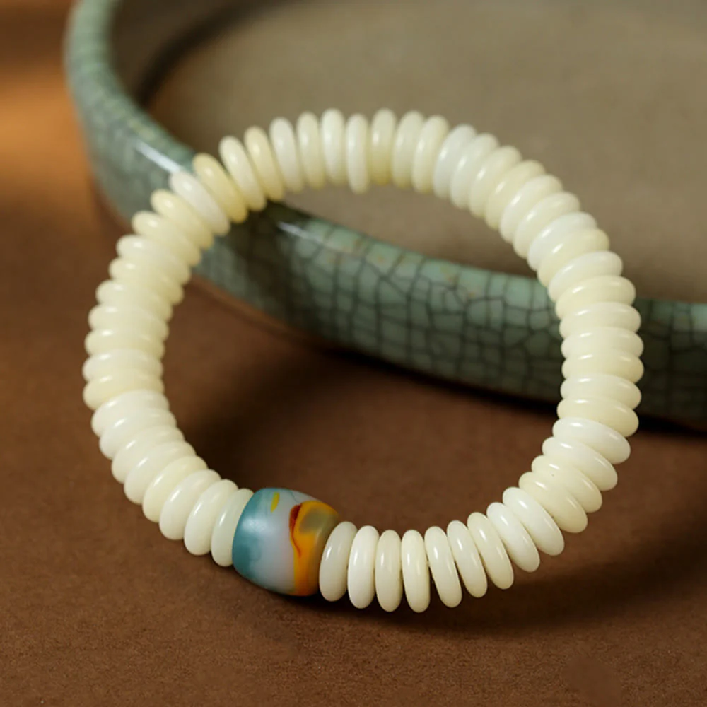 Braccialetto con nappa e semi di Bodhi bianchi naturali, pietra della saggezza Buddha Stones. - Image 2
