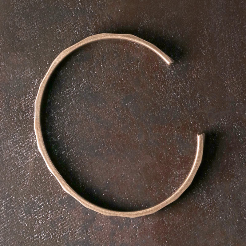 Bracciale regolabile con polsino in rame con design rustico vintage Wealth - Image 13