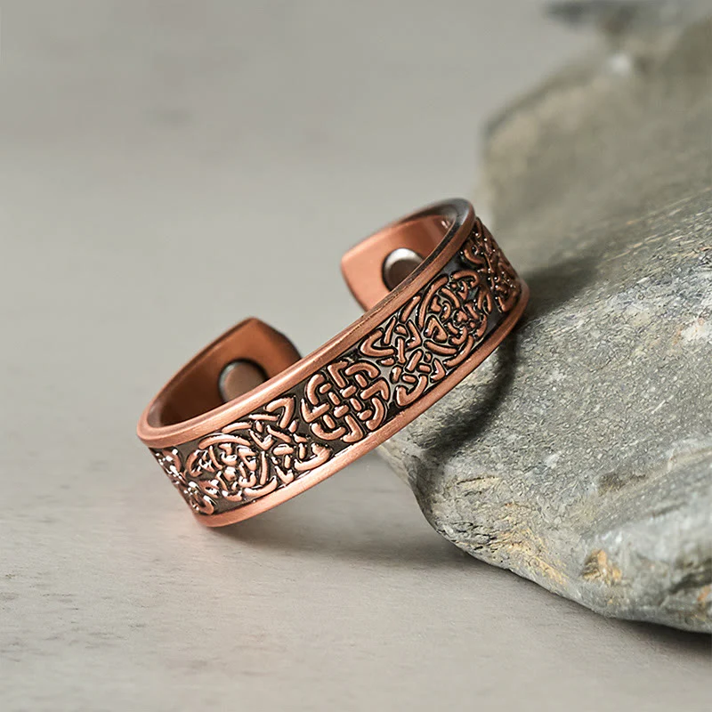 Bracciale rigido con polsino aperto e anello portafortuna con motivo astratto in rame Buddha Stones - Image 10