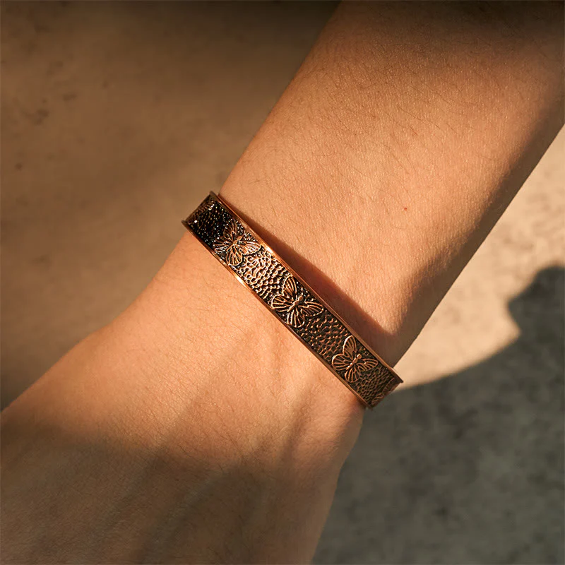 Bracciale rigido regolabile Buddha Stones Copper Open Butterfly Balance Self Care - Image 5