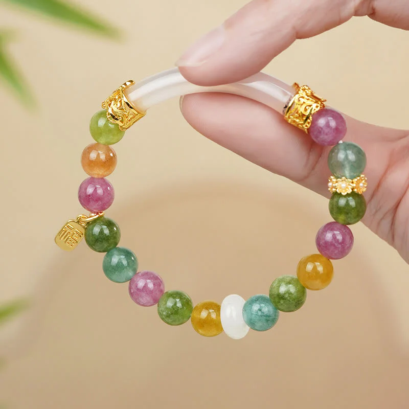 Braccialetto con ciondolo a forma di carattere positivo Fu, tormalina e calcedonio colorati Buddha Stones