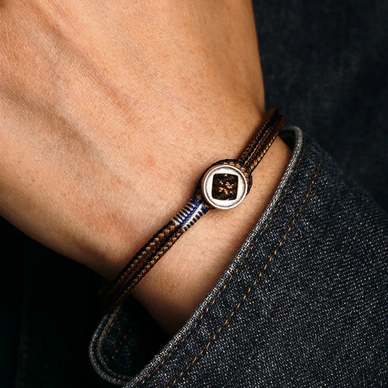 Braccialetto con cordino intrecciato di protezione con bottone fatto a mano in argento sterling 925 Buddha Stones - Image 8