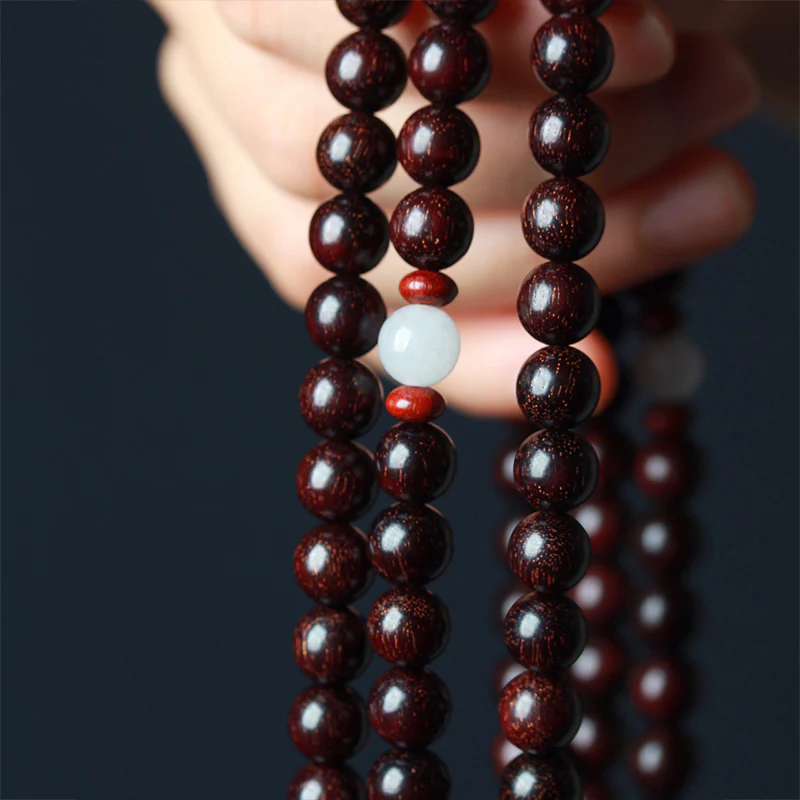 Braccialetto di equilibrio Mala di loto in legno di sandalo rosso con piccole foglie tibetane Buddha Stones - Image 8