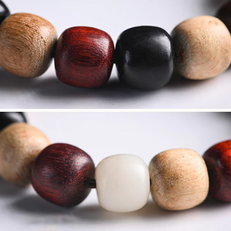 Braccialetto di protezione con incisione di gatto carino in legno di sandalo rosso e ebano con piccole foglie Buddha Stones - Image 10