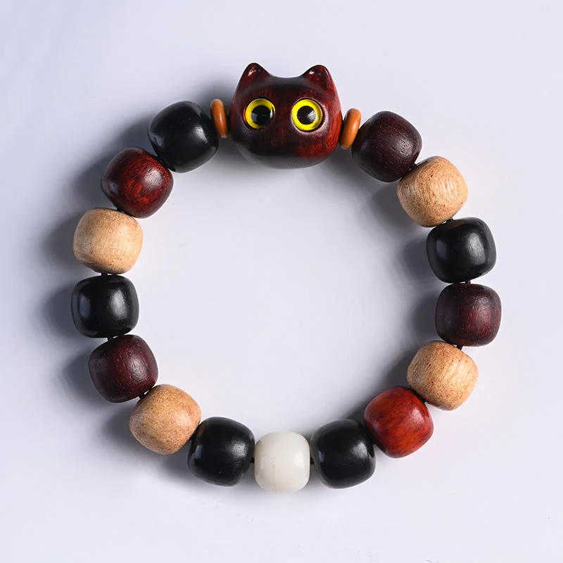 Braccialetto di protezione con incisione di gatto carino in legno di sandalo rosso e ebano con piccole foglie Buddha Stones - Image 12