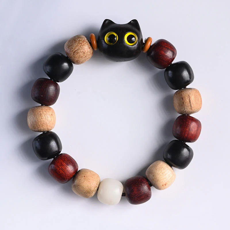 Braccialetto di protezione con incisione di gatto carino in legno di sandalo rosso e ebano con piccole foglie Buddha Stones - Image 4