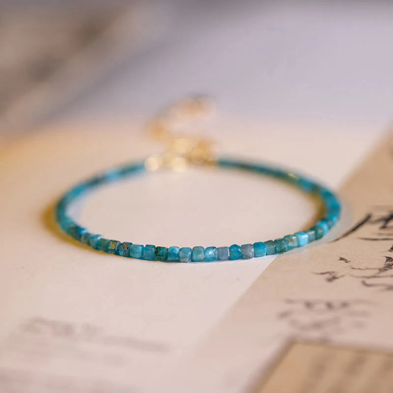Braccialetto motivazionale a forma di cuore in rame placcato oro 14k con perline ultrasottili in apatite da 2,5 mm di Buddha Stone - Image 8