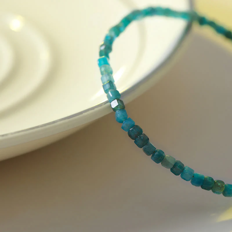 Braccialetto motivazionale a forma di cuore in rame placcato oro 14k con perline ultrasottili in apatite da 2,5 mm di Buddha Stone - Image 9