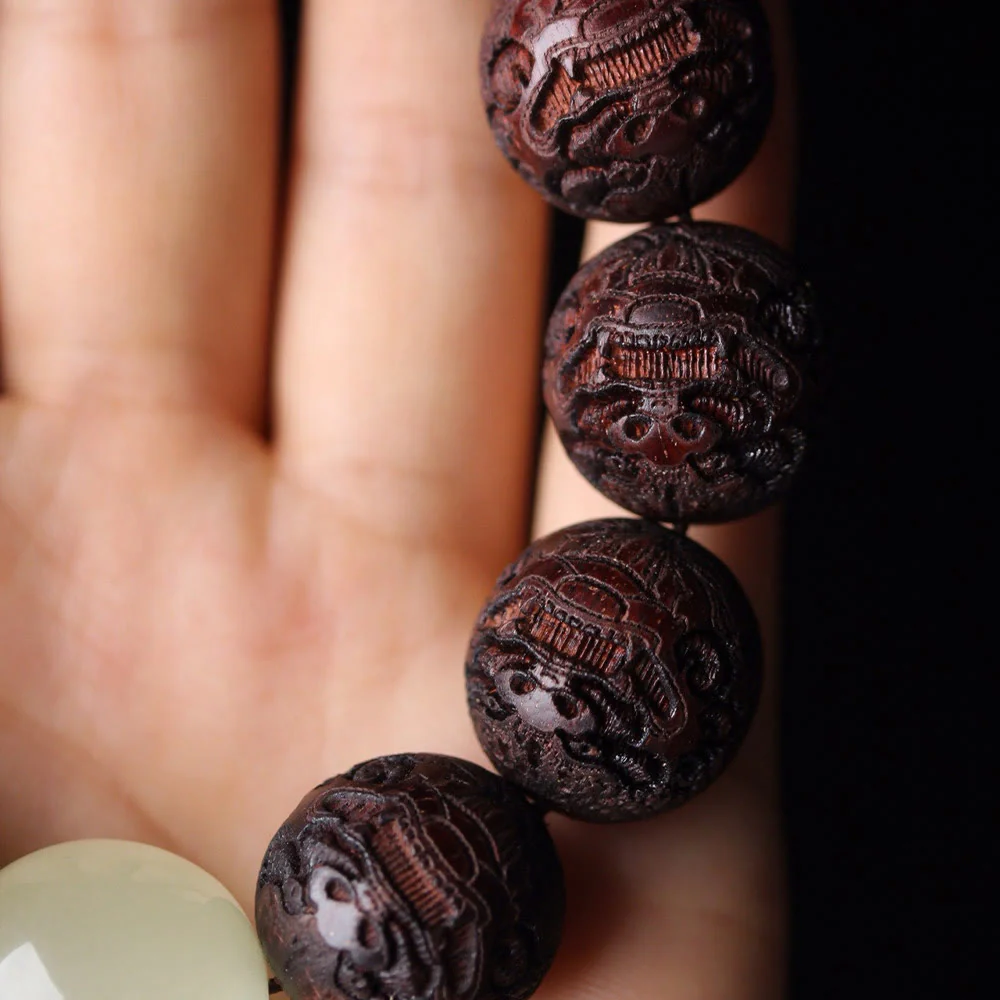 Braccialetto PiXiu Warmth con incisione in palissandro tibetano Buddha Stones - Image 9