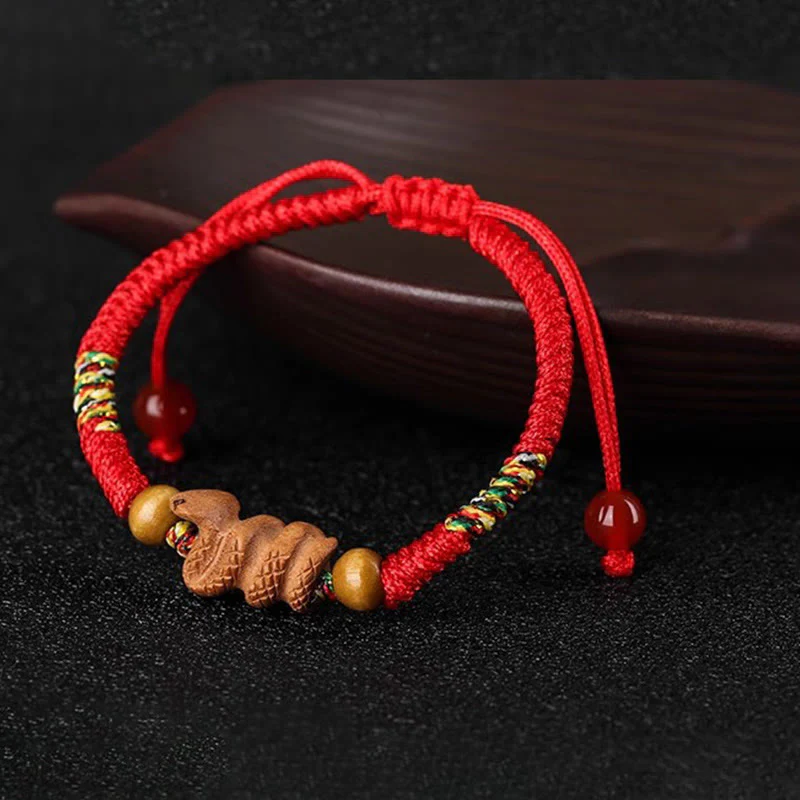 Braccialetto portafortuna in legno di pesca con corda rossa, fatto a mano, con zodiaco cinese di Buddha Stones - Image 20