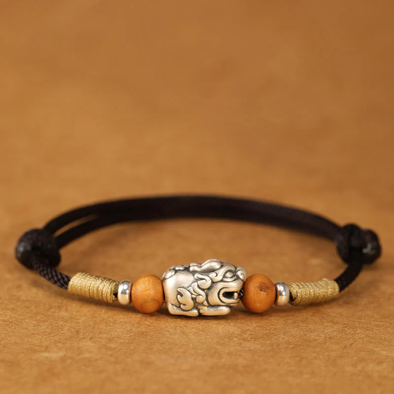 Braccialetto portafortuna intrecciato a mano con perline in legno di pesca, in argento sterling 999, con ciondolo Pixiu Buddha Stones - Image 19