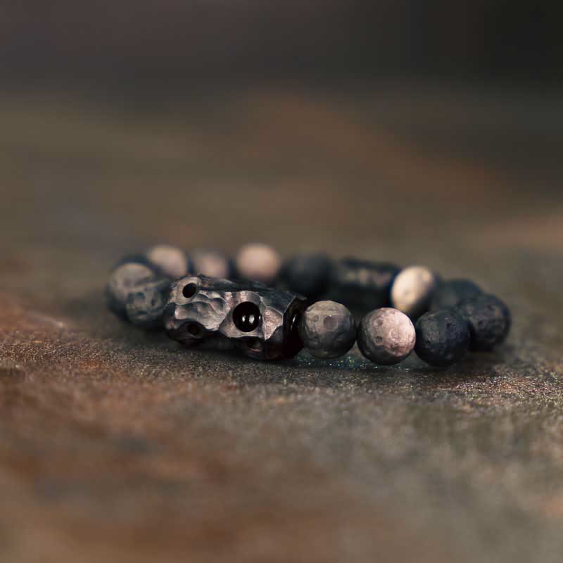 Braccialetto rilassante in legno di ebano e ossidiana con Buddha Stones in argento lucido - Image 3