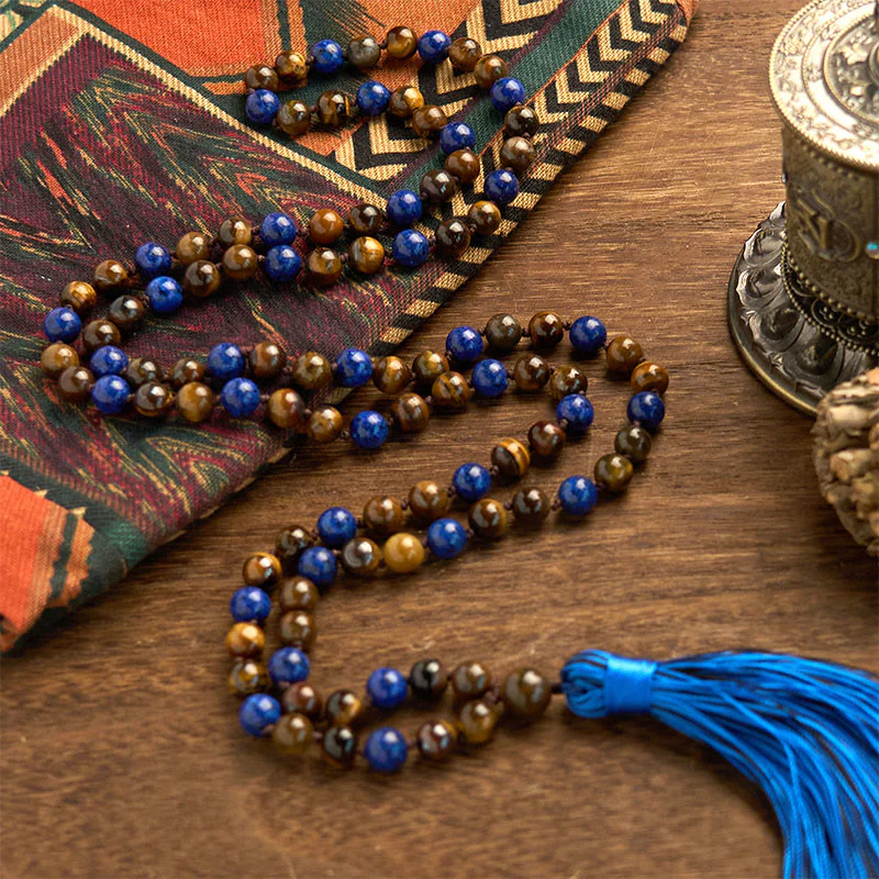 Braccialetto di protezione Mala con nappa in pietra naturale con 108 perle Buddha Stones, occhio di tigre, lazurite e lapislazzuli - Image 3