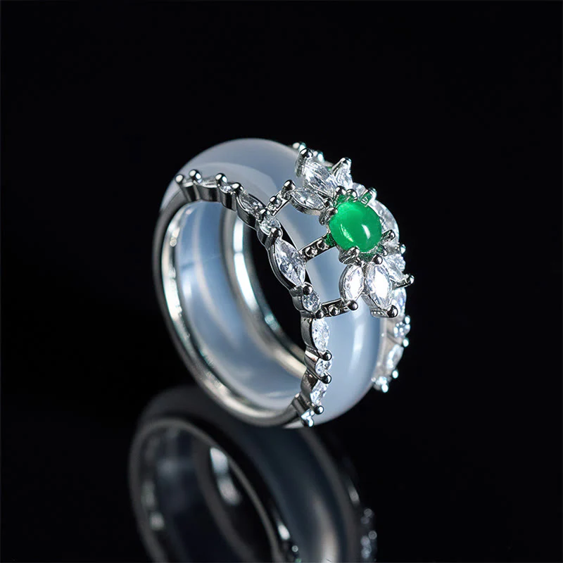Buddha Stones Anello con fiore di calcedonio e zircone verde, positivo