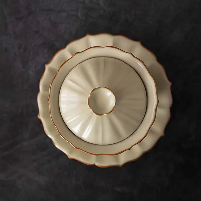 Buddha Stones Beige Plum Blossom Shape Peach Branch Ceramic Gaiwan Sancai Tazza da tè Kung Fu Tazza da tè con coperchio - Image 8