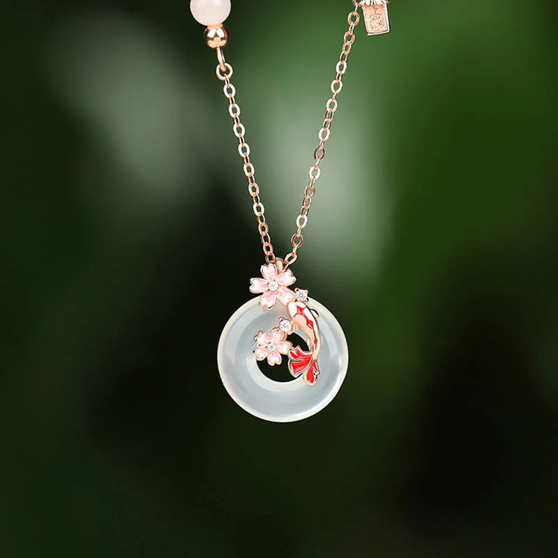 Buddha Stones Calcedonio Cristallo rosa Argento Sterling 925 Fiori Pesce Koi Fibbia della pace Collana pendente positivo