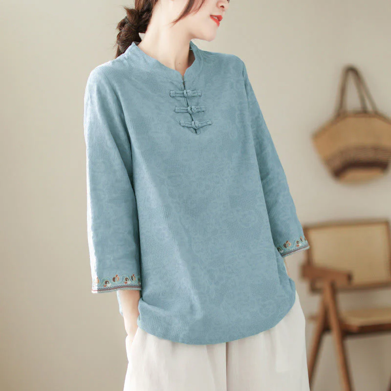 Camicia da donna in cotone con colletto rialzato, maniche a tre quarti ricamate, bottoni a rana in jacquard Buddha Stones - Image 7