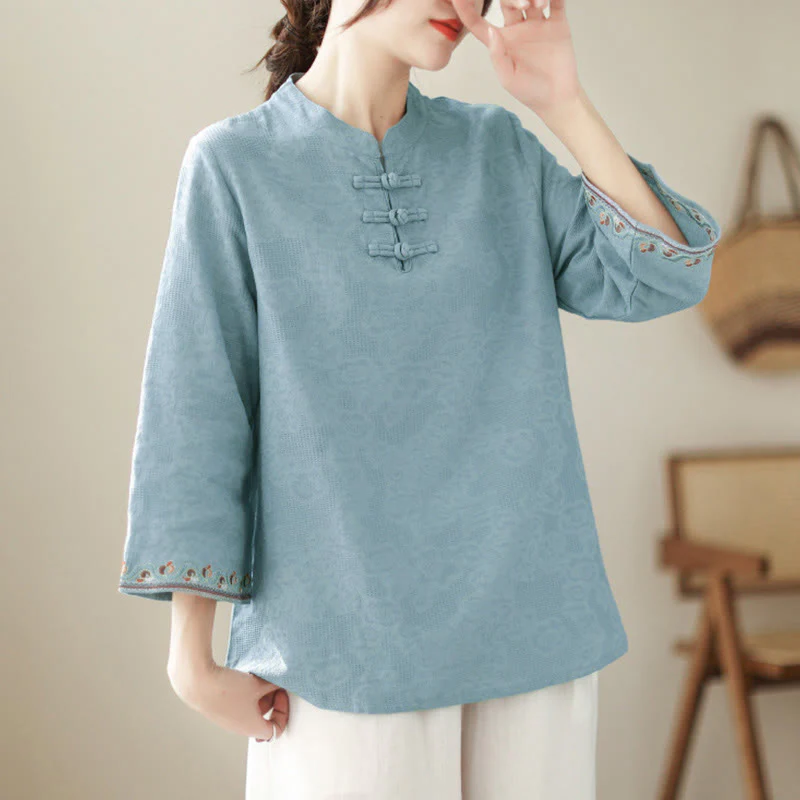 Camicia da donna in cotone con colletto rialzato, maniche a tre quarti ricamate, bottoni a rana in jacquard Buddha Stones - Image 9