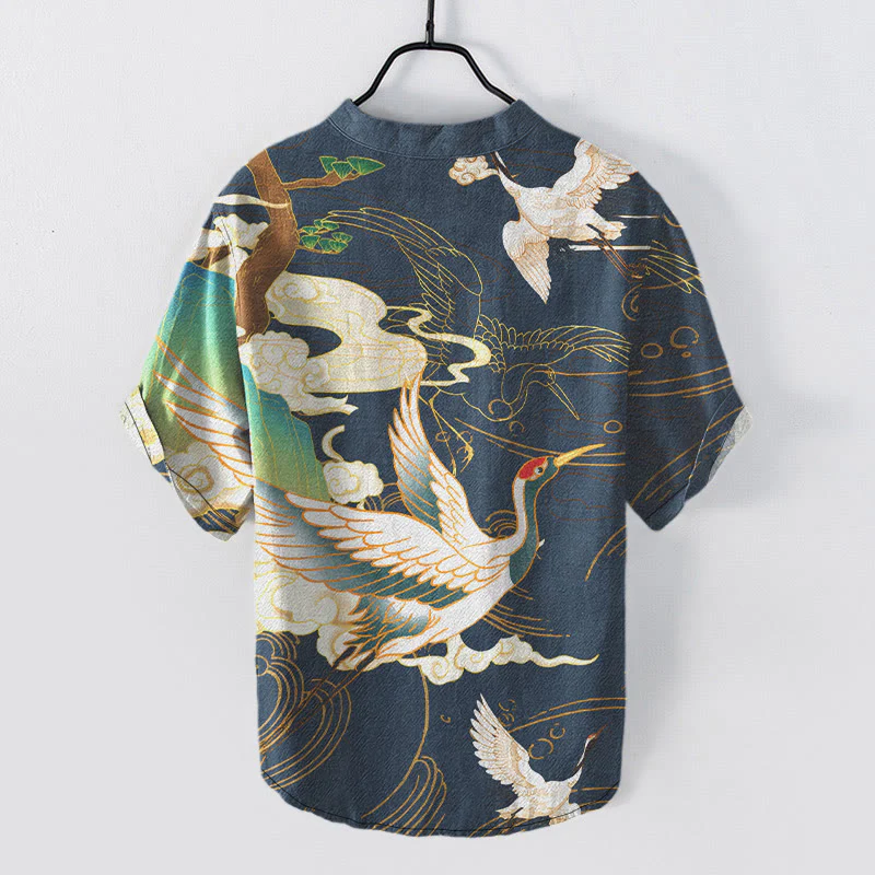 Buddha Stones Camicia da uomo a maniche corte con mezzo bottone, stampa "Cotton Crane Auspicious Clouds Pine Pattern" e motivo a gru di cotone. - Image 6