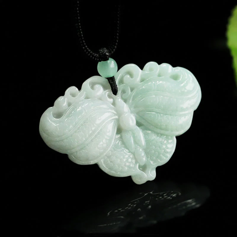 Buddha Stones Collana con ciondolo a forma di farfalla di giada e simbolo della prosperità - Image 4