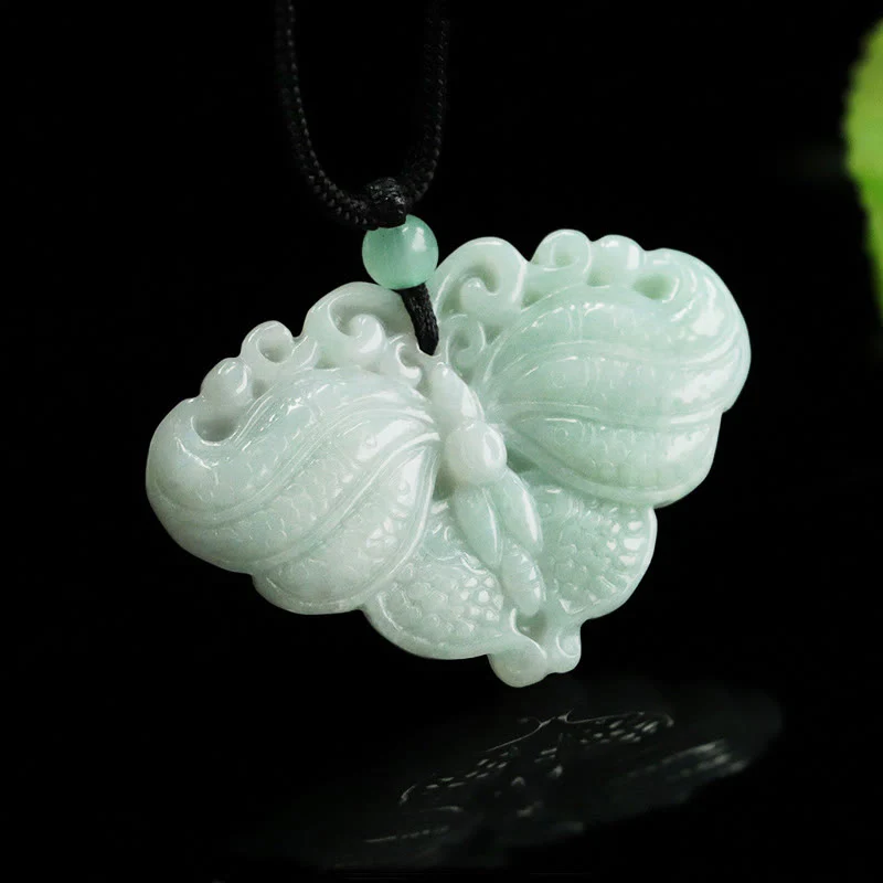 Buddha Stones Collana con ciondolo a forma di farfalla di giada e simbolo della prosperità - Image 8