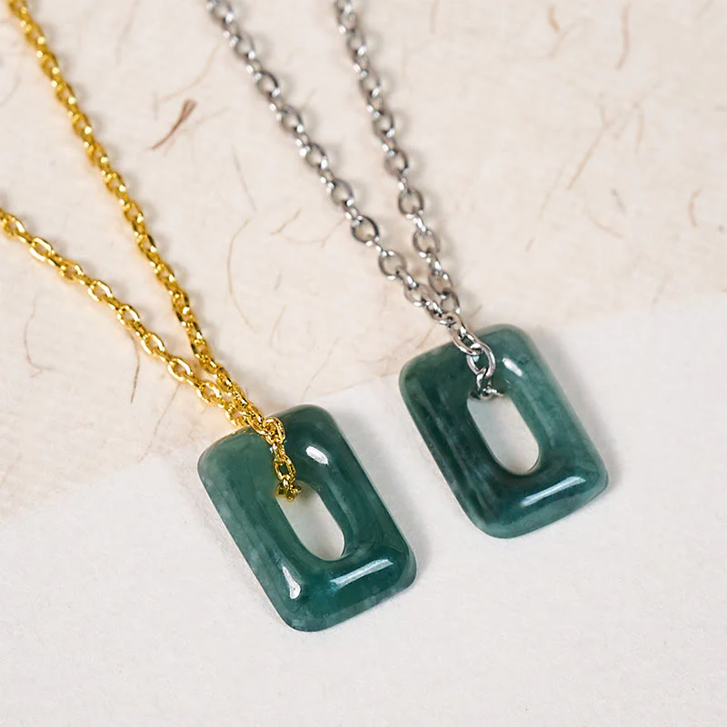 Buddha Stones Collana con ciondolo a forma di mini quadrato in giada verde, simbolo di abbondanza. - Image 14