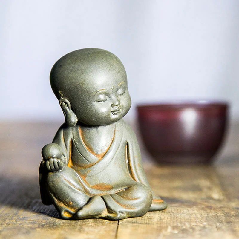 Buddha Stones Fatte a mano Ksitigarbha Kwan Yin Guanyin Avalokitesvara Tathagata Polvere di ferro Ruggine Statua in resina colata Decorazione della casa - Image 4