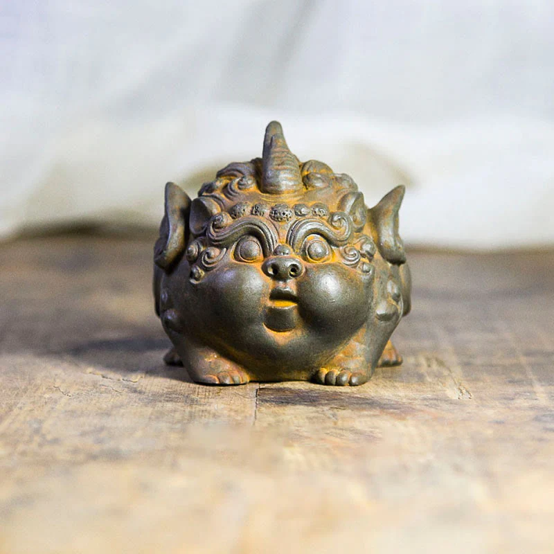 Buddha Stones Fatto a Mano Ricchezza PiXiu Polvere di Ferro Ruggine Statua in Resina Decorazione per la Casa - Image 2