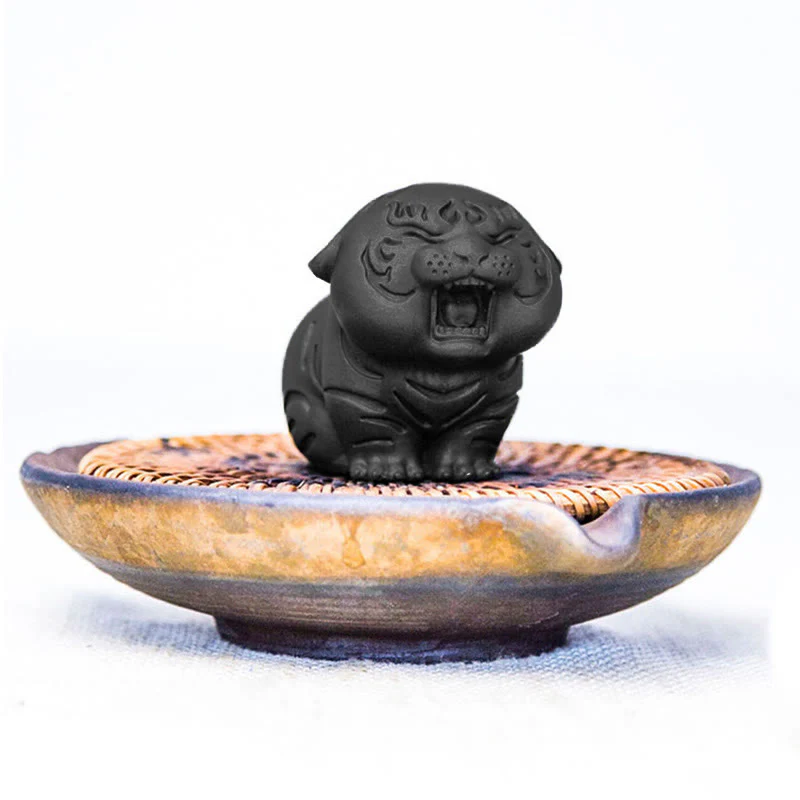 Buddha Stones Mini Carino Tigre Ferro Polvere Ruggine Statua Resina Decorazione Casa - Image 20