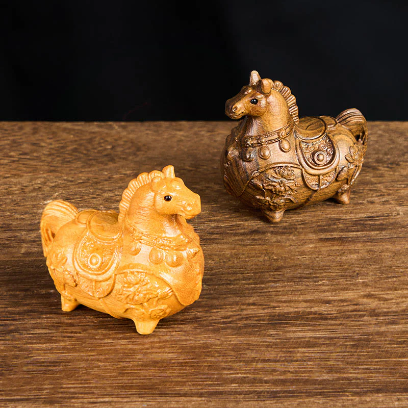 Buddha Stones Mini decorazione Anno del Cavallo Loto Ebano Tiglio Legno Sandalo Verde 5,5*5*3,2cm - Image 14