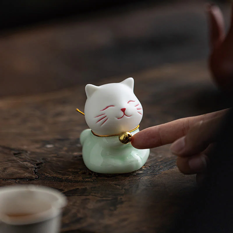 Buddha Stones Mini Lucky Cute Cat Figurina in ceramica verde chiaro bianca Decorazione - Image 18