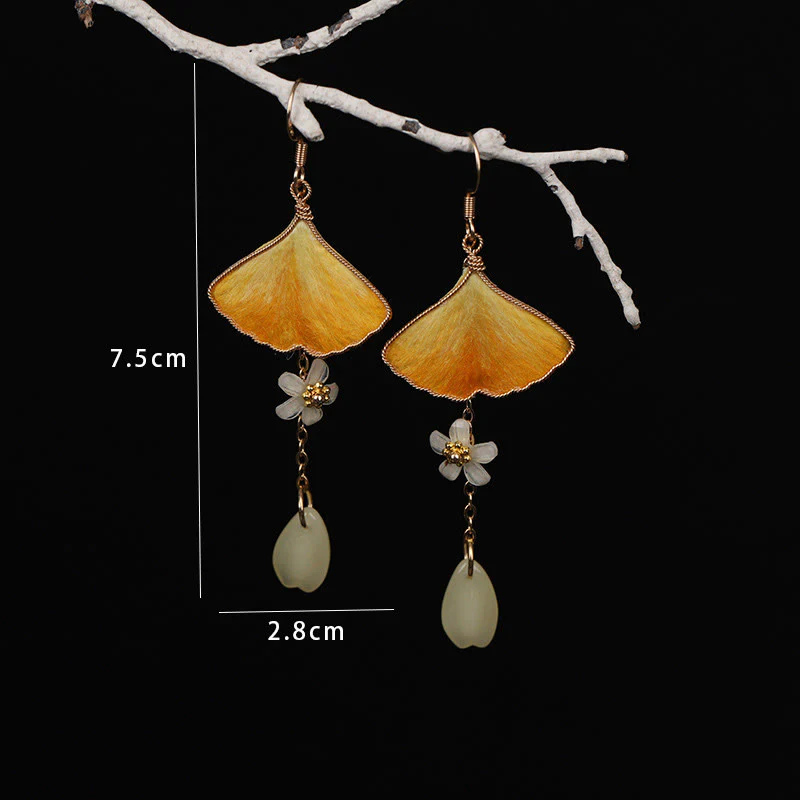 Buddha Stones Orecchini pendenti in seta fatti a mano con foglia di ginkgo giallo e gancio in rame, simbolo di buona fortuna - Image 4