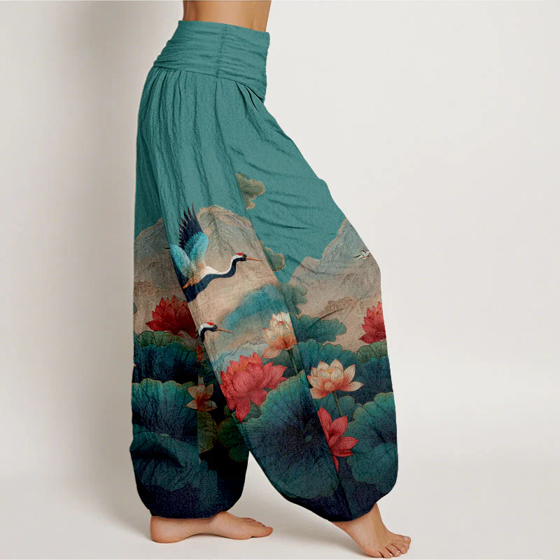 Buddha Stones Pantaloni harem da donna in cotone con elastico in vita, motivo classico con fiori di loto, foglie, gru e montagne - Image 8