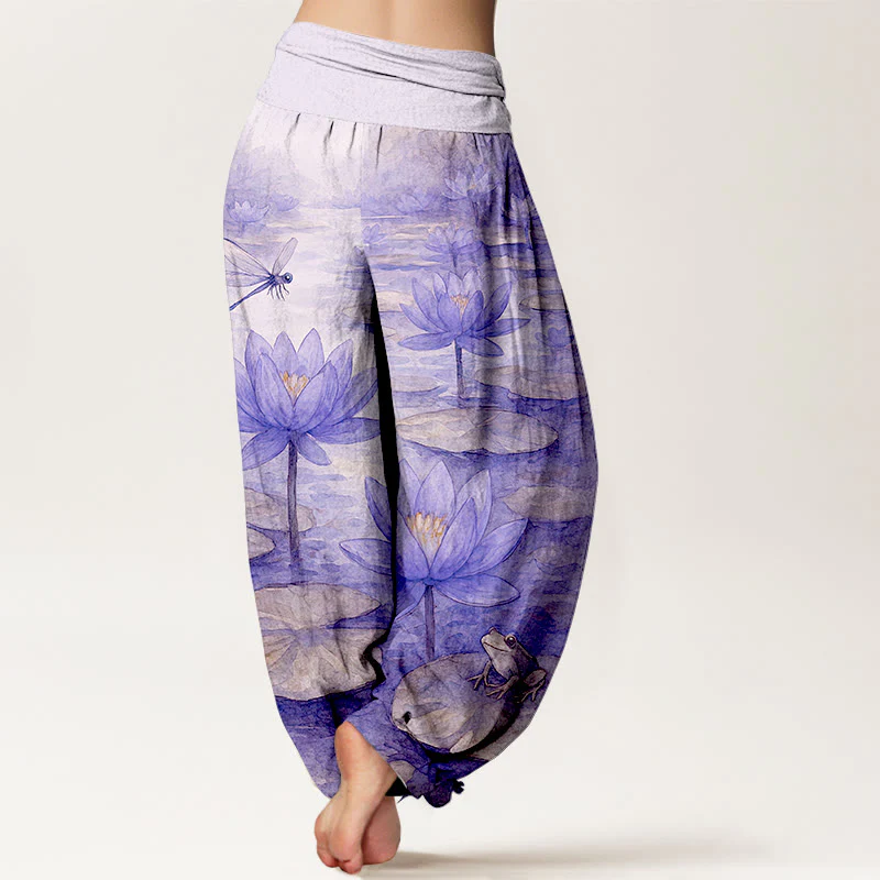 Buddha Stones Pantaloni harem da donna in puro cotone, freschi, eleganti, con motivo a fiori di loto, foglie, libellule e rane, con elastico in vita. - Image 10