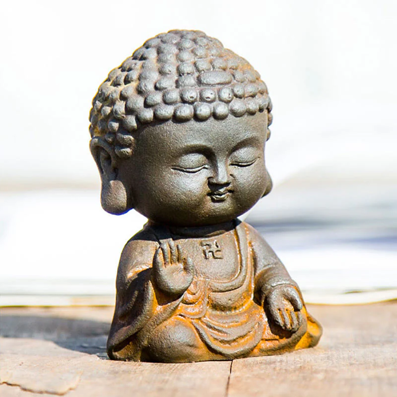 Buddha Stones Piccolo Buddha in Meditazione Statua in Resina Ruggine Polvere di Ferro Decorazione per la Casa - Image 13