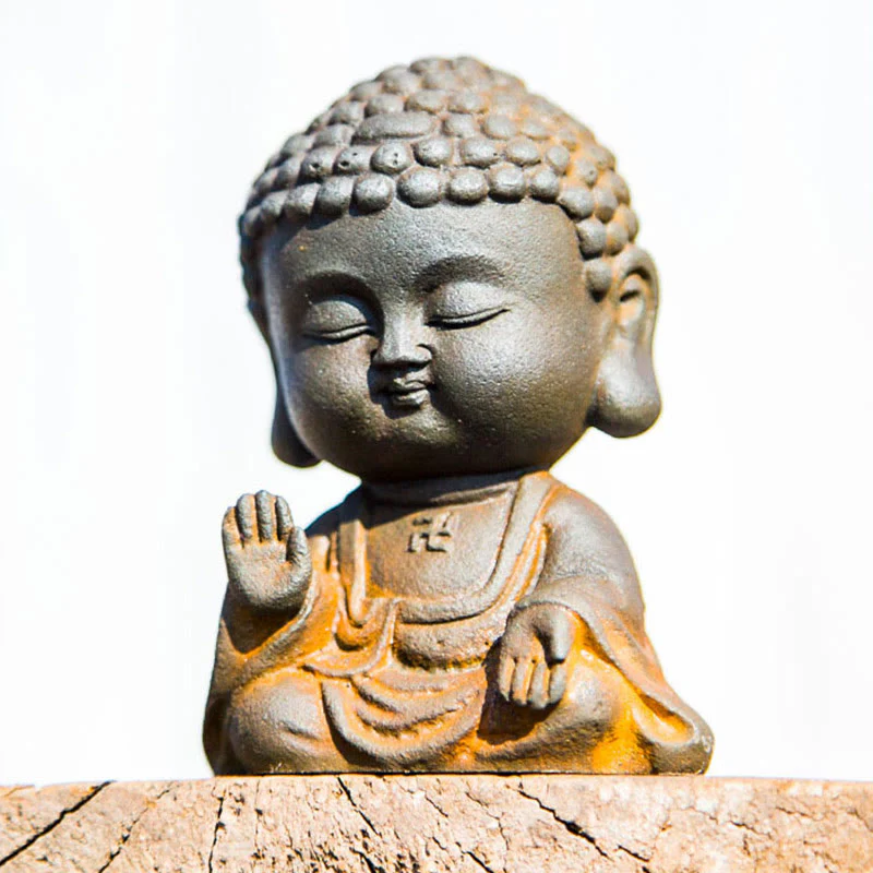 Buddha Stones Piccolo Buddha in Meditazione Statua in Resina Ruggine Polvere di Ferro Decorazione per la Casa - Image 14