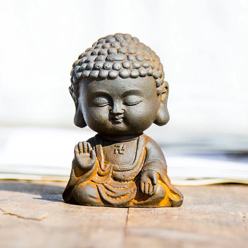 Buddha Stones Piccolo Buddha in Meditazione Statua in Resina Ruggine Polvere di Ferro Decorazione per la Casa - Image 15