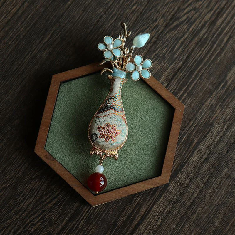 Buddha Stones Spilla elegante con design a vaso di fiori in broccato Song. - Image 2