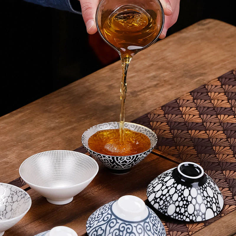 Buddha Stones Tibet Modello Fu Carattere Tazza da tè in ceramica argento dorato Tazze da tè Kung Fu 55 ml